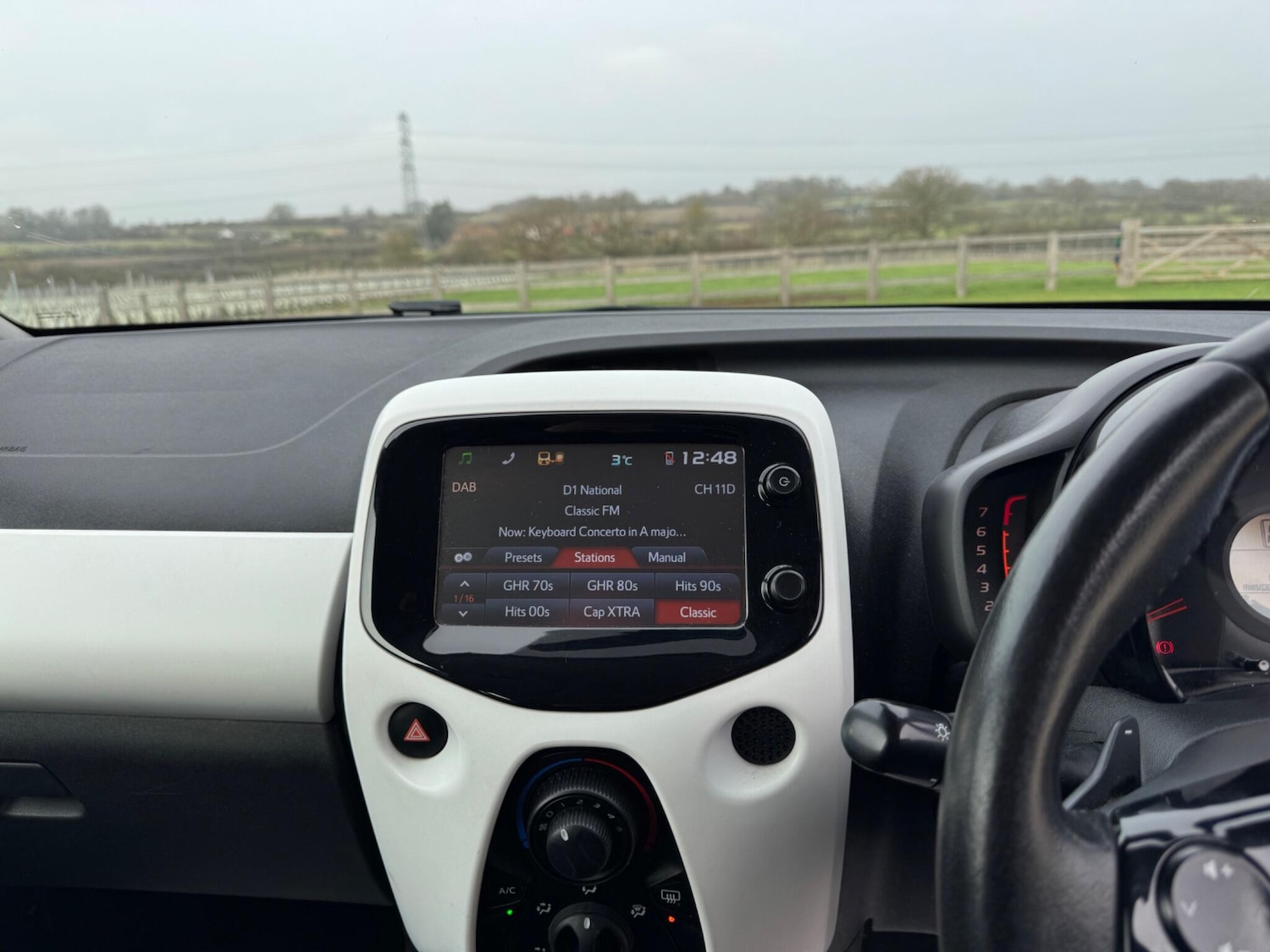 Used Peugeot 108 2016 for sale - 77331063: Photo 26