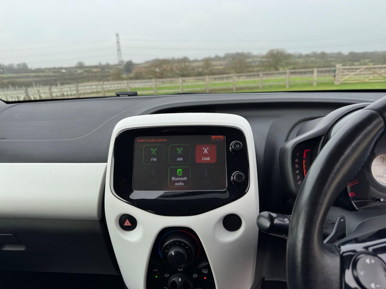 Used Peugeot 108 2016 for sale - 77331063: Photo 27