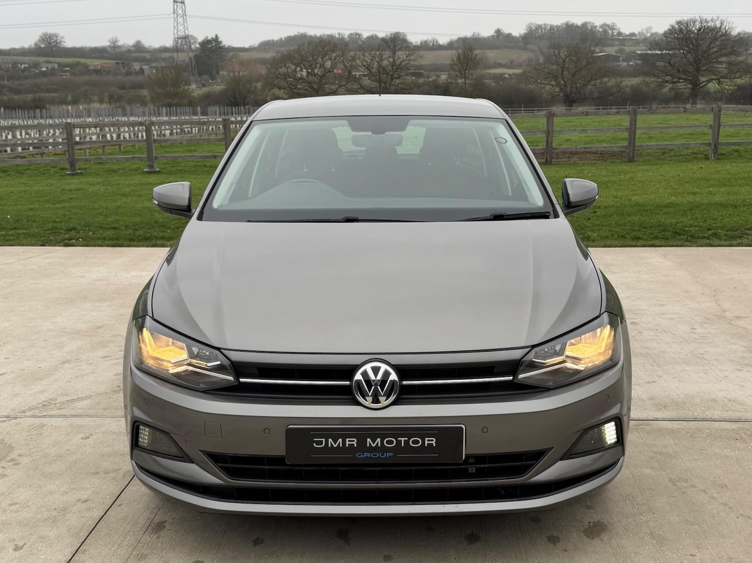 Used Volkswagen Polo 2019 for sale - 77330626: Photo 2