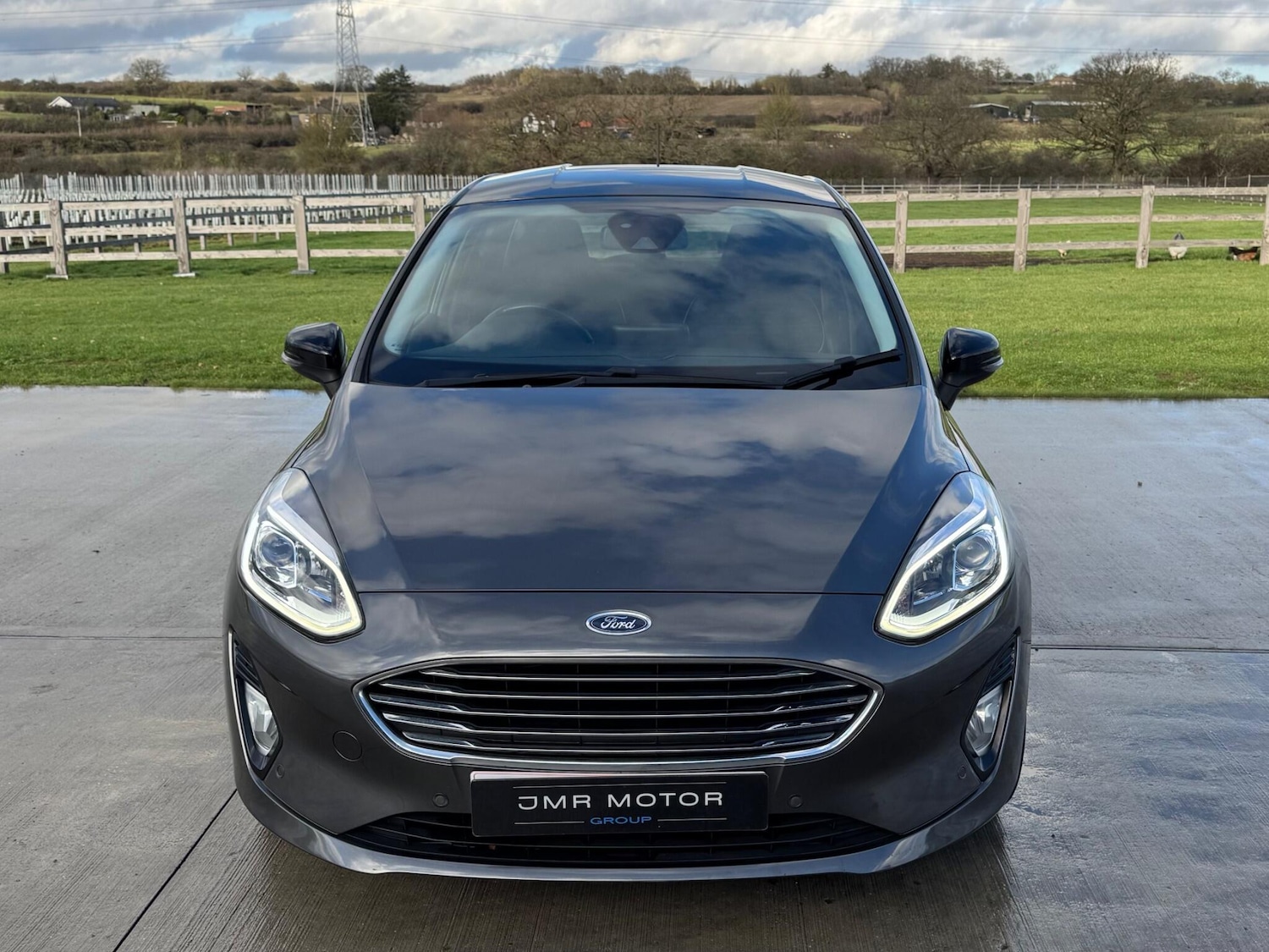 Used Ford Fiesta 2017 for sale - 77230517: Photo 2