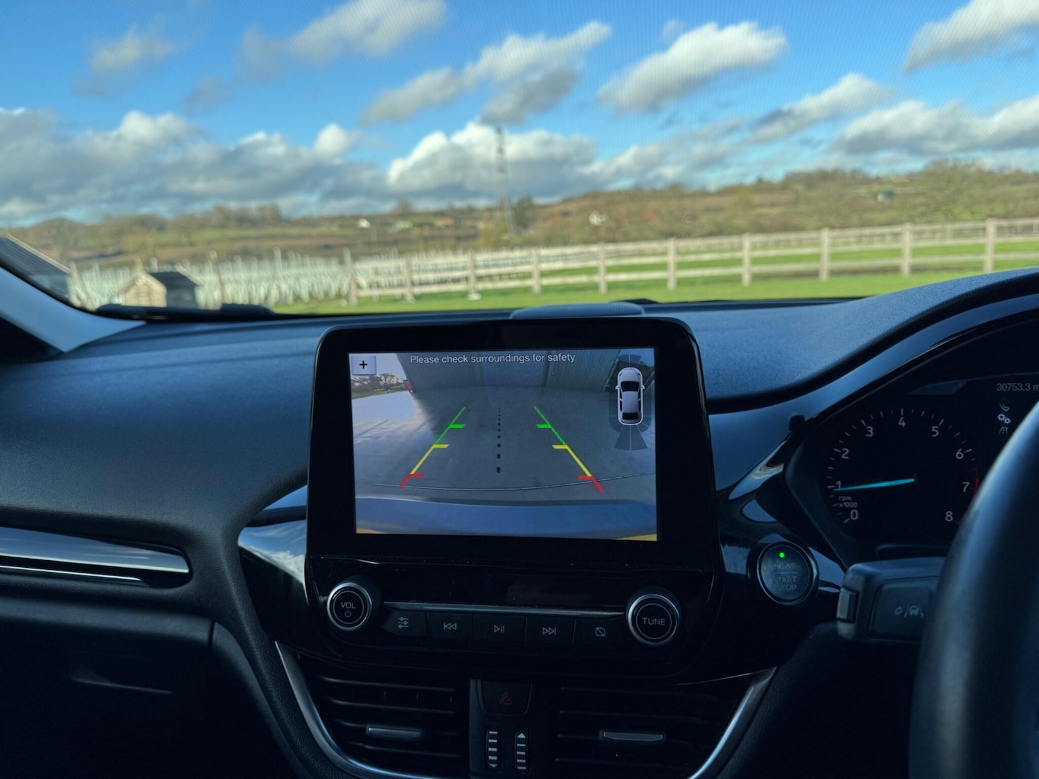 Used Ford Fiesta 2017 for sale - 77230517: Photo 35