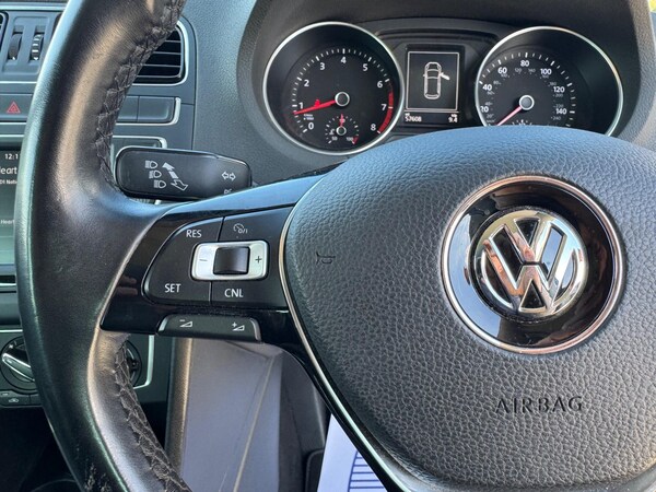 Used Volkswagen Polo 2016 for sale - 76109596: Photo 29
