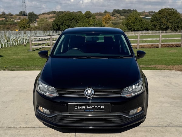 Used Volkswagen Polo 2016 for sale - 76109596: Photo 2