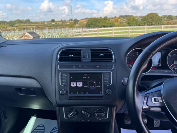 Used Volkswagen Polo 2016 for sale - 76109596: Photo 32