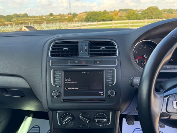 Used Volkswagen Polo 2016 for sale - 76109596: Photo 33