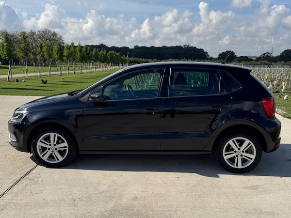 Used Volkswagen Polo 2016 for sale - 76109596: Photo 4