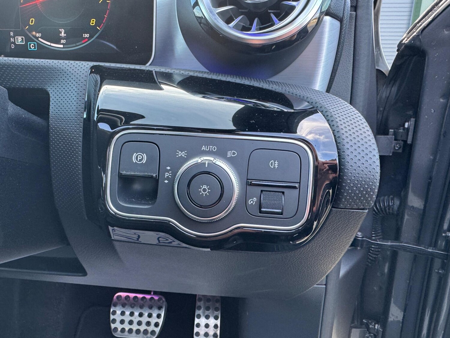 Used Mercedes-Benz A-Class 2019 for sale - 77574130: Photo 33