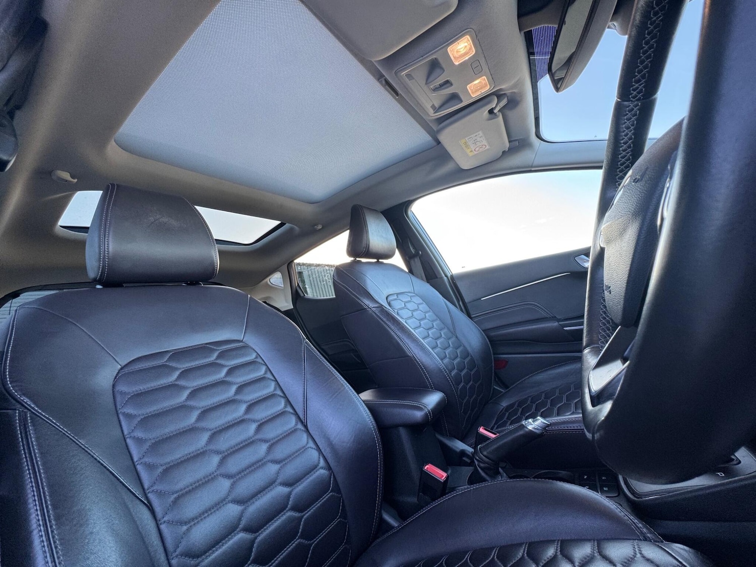 Used Ford Fiesta 2018 for sale - 77109502: Photo 24