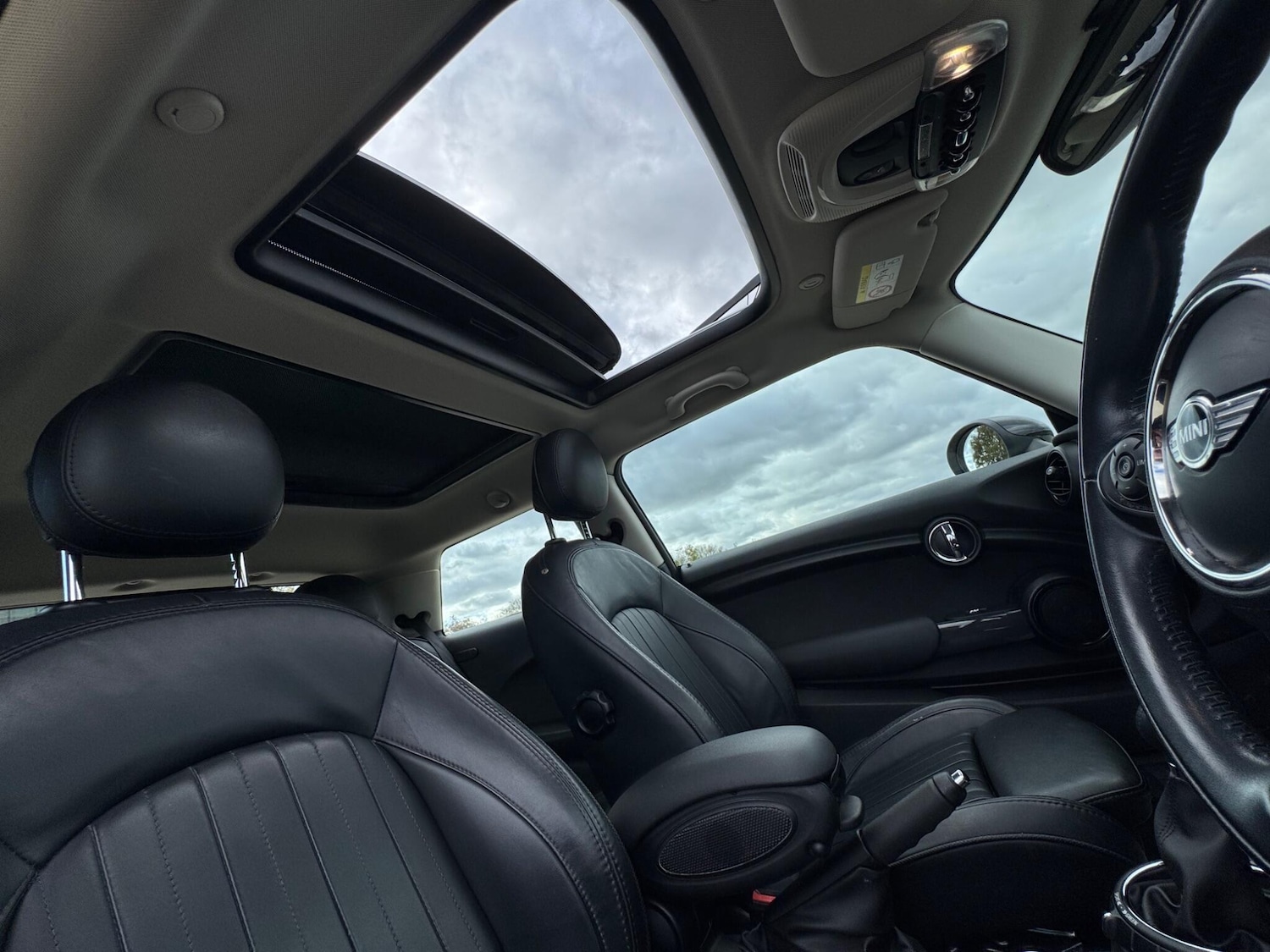 Used MINI Hatch 2016 for sale - 76398910: Photo 25