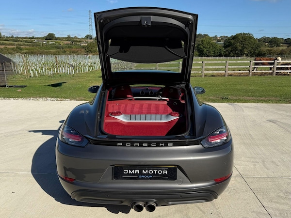Used Porsche 718 Cayman 2017 for sale - 75768413: Photo 10