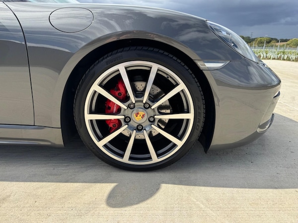 Used Porsche 718 Cayman 2017 for sale - 75768413: Photo 15