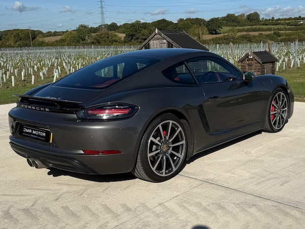 Used Porsche 718 Cayman 2017 for sale - 75768413: Photo 6