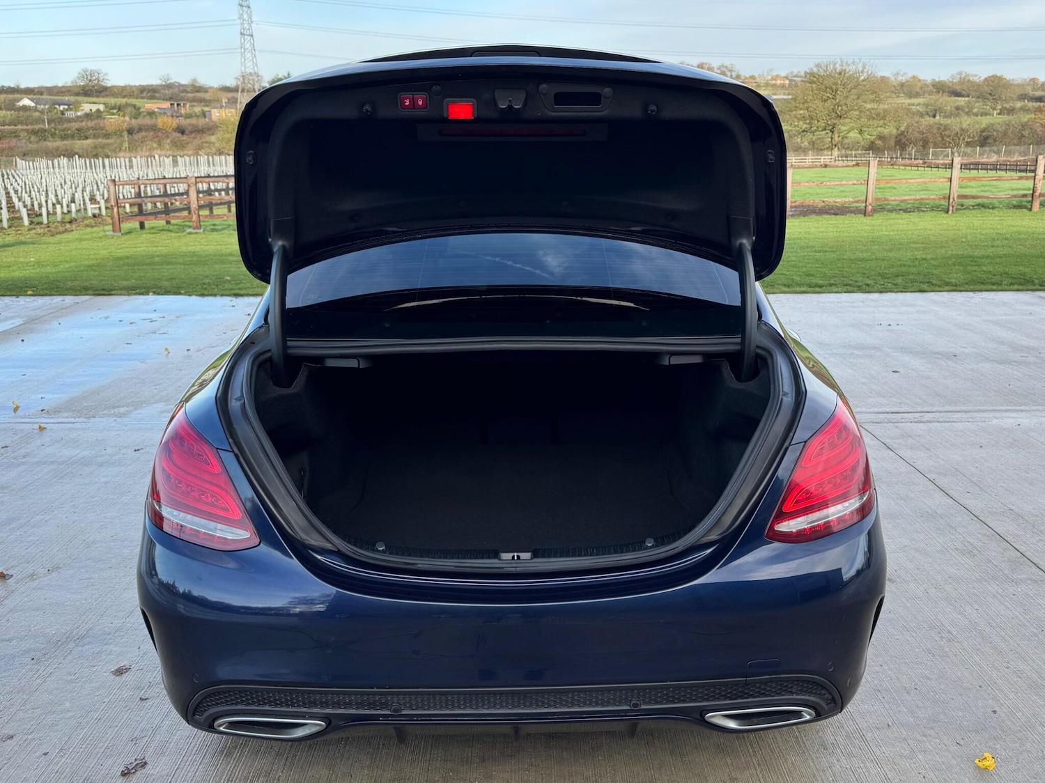 Used Mercedes-Benz C Class 2017 for sale - 76865968: Photo 9