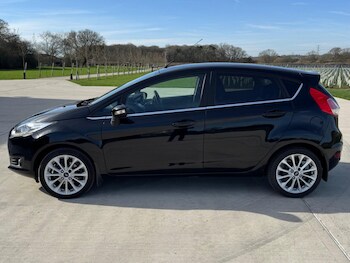 Used Ford Fiesta 2016 for sale - 77722928: Photo