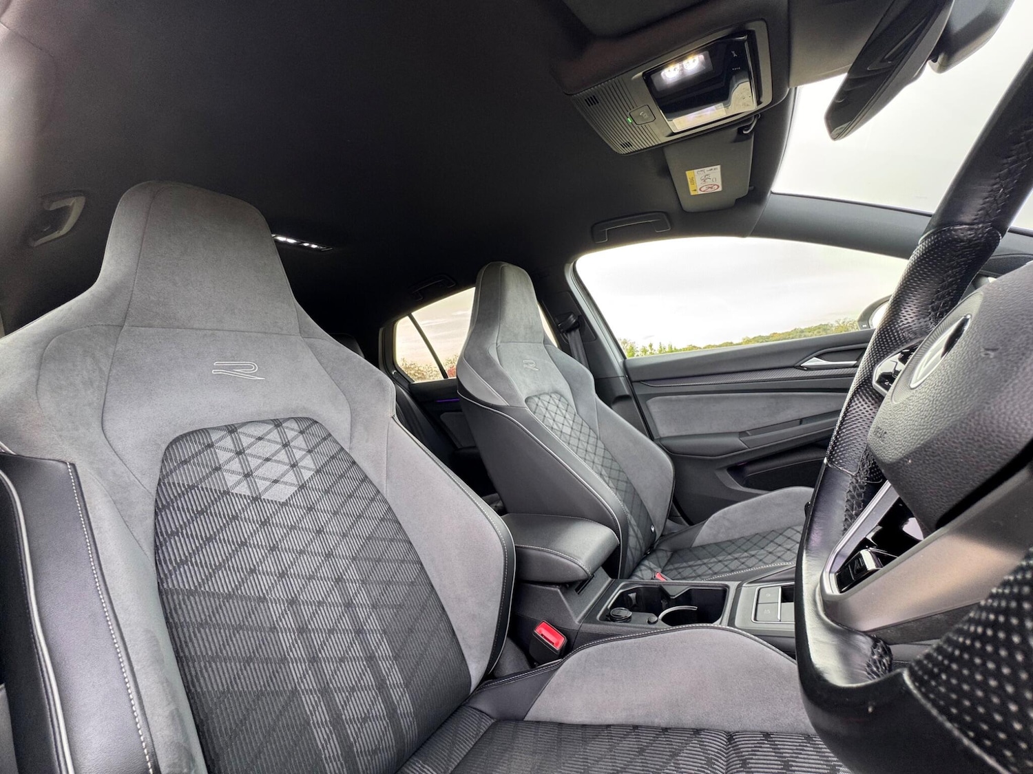 Used Volkswagen Golf 2020 for sale - 76425170: Photo 24