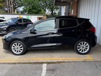Used Ford Fiesta 2017 for sale - 78648858: Photo