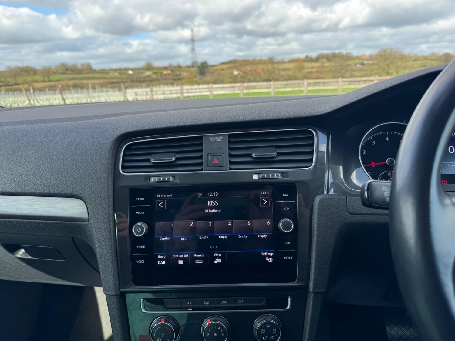 Used Volkswagen Golf 2019 for sale - 77838778: Photo 32