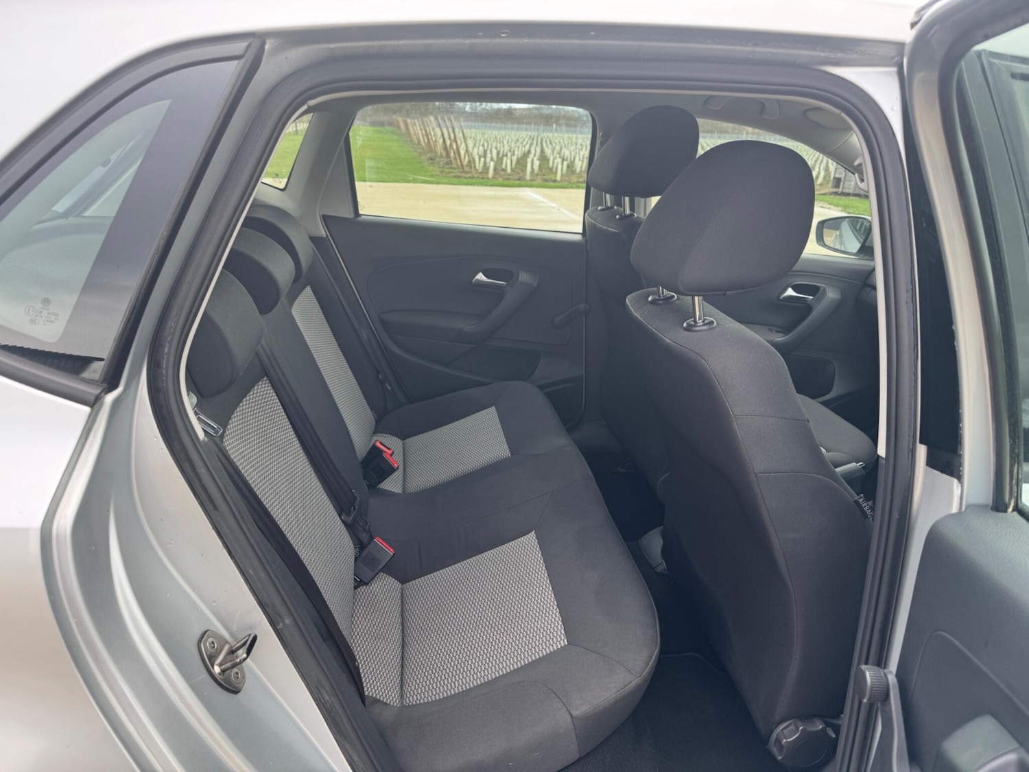 Used Volkswagen Polo 2010 for sale - 77524093: Photo 13