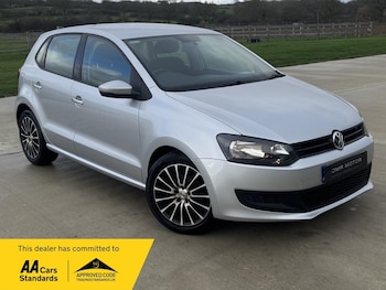 Used Volkswagen Polo 2010 for sale - 77524093: Photo