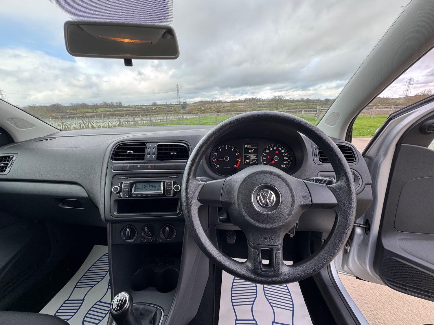 Used Volkswagen Polo 2010 for sale - 77524093: Photo 20