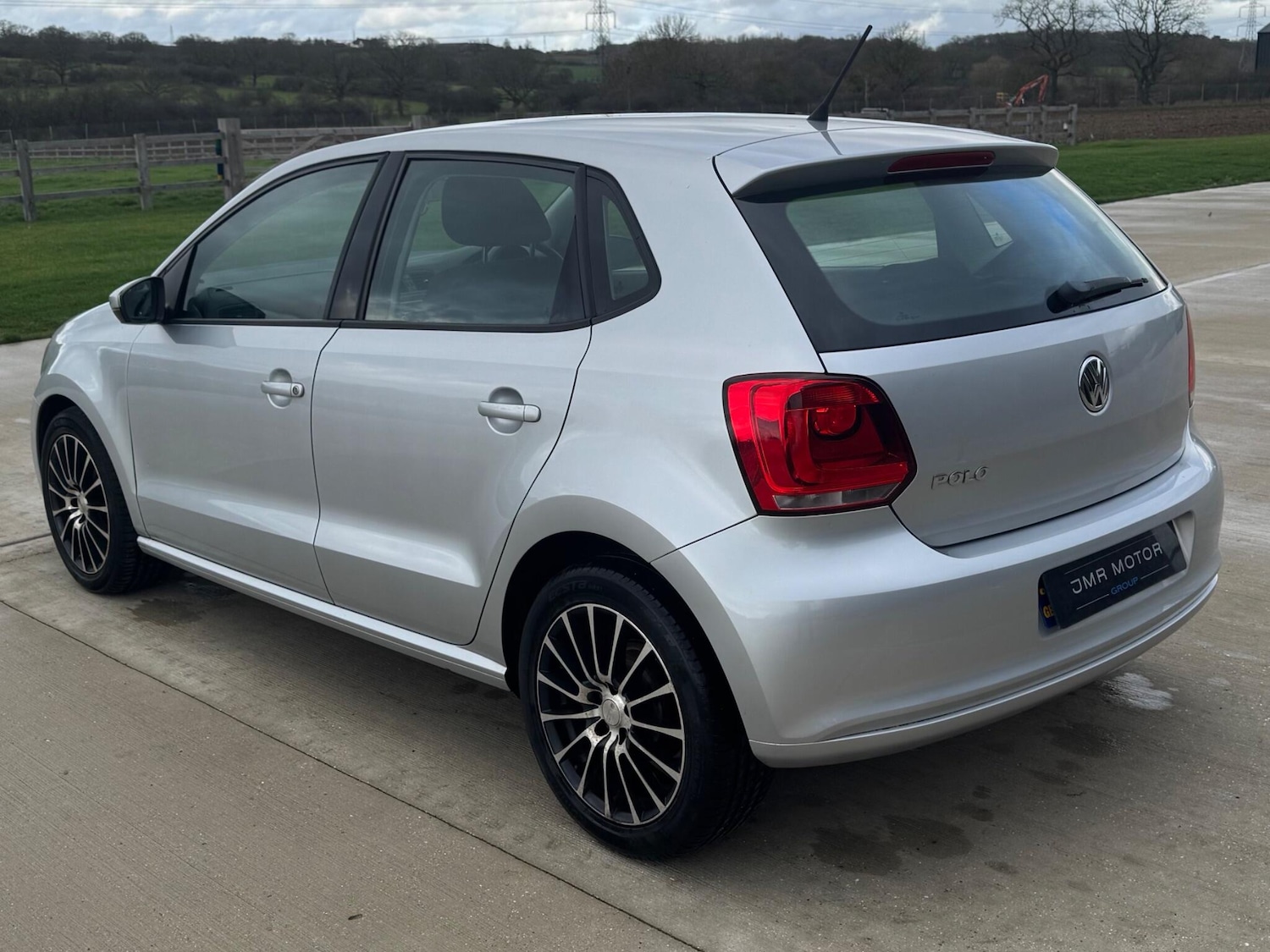 Used Volkswagen Polo 2010 for sale - 77524093: Photo 8
