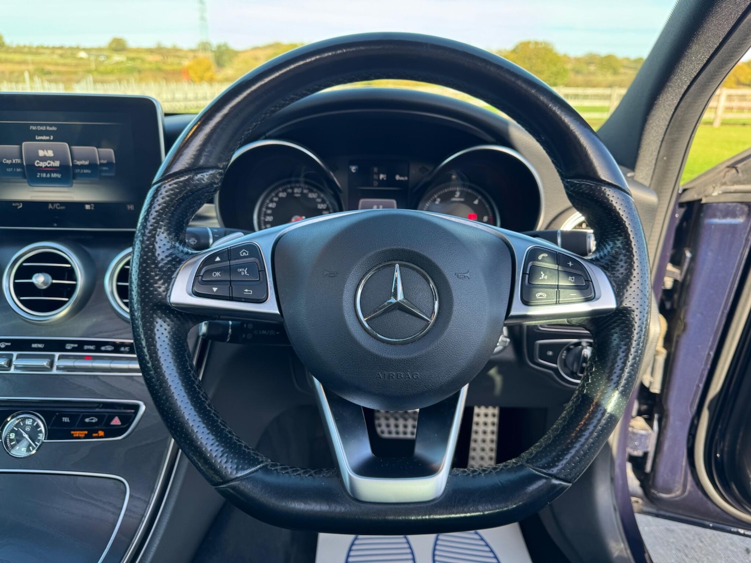 Used Mercedes-Benz C Class 2017 for sale - 76398736: Photo 31