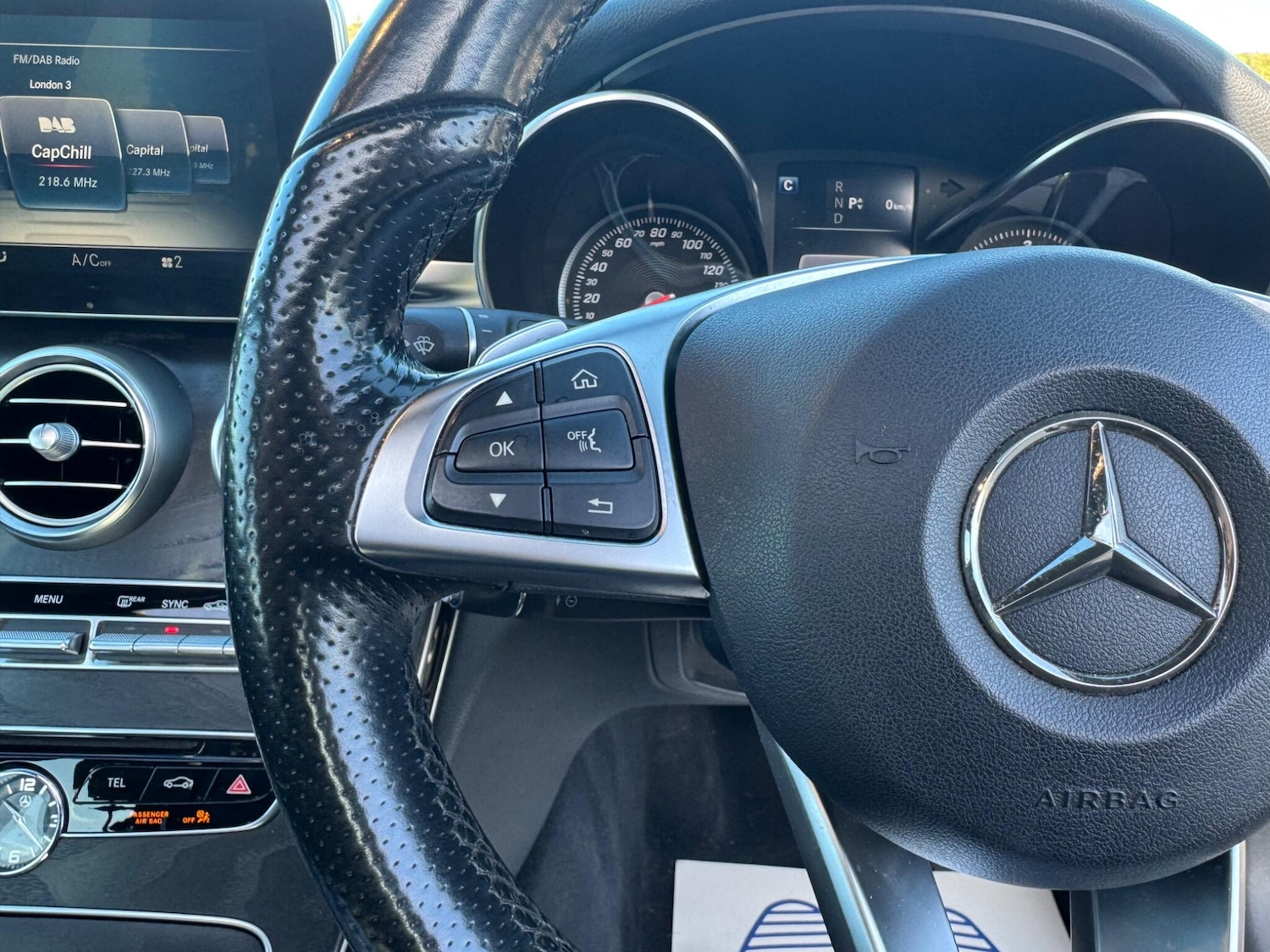 Used Mercedes-Benz C Class 2017 for sale - 76398736: Photo 32