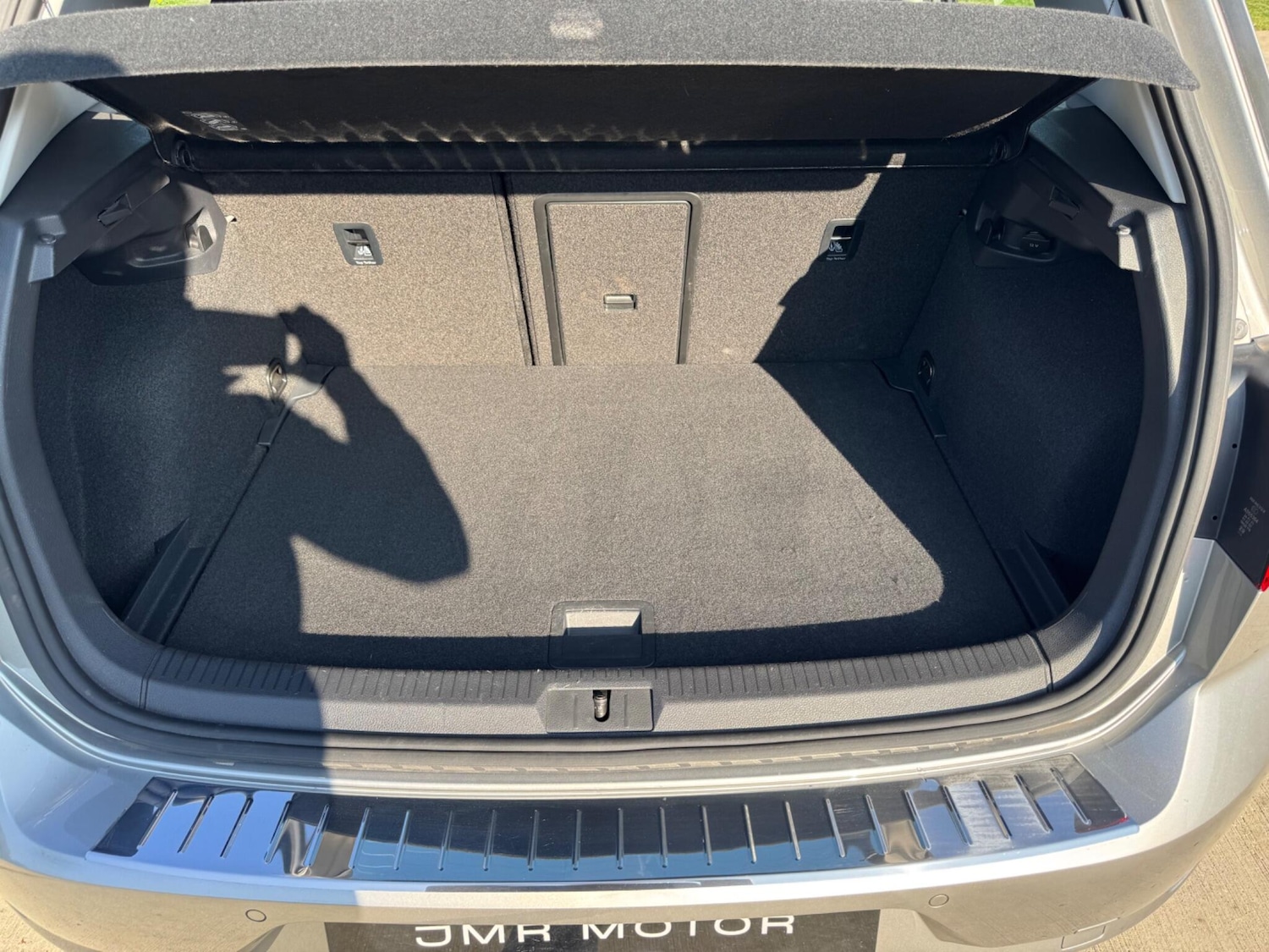 Used Volkswagen Golf 2017 for sale - 76109150: Photo 10