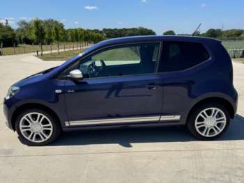 Used Volkswagen up! 2015 for sale - 75103632: Photo