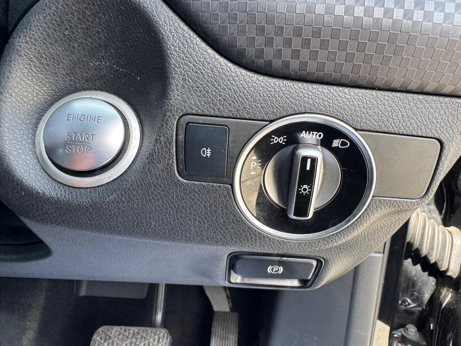 Used Mercedes-Benz A-Class 2018 for sale - 77722942: Photo 31