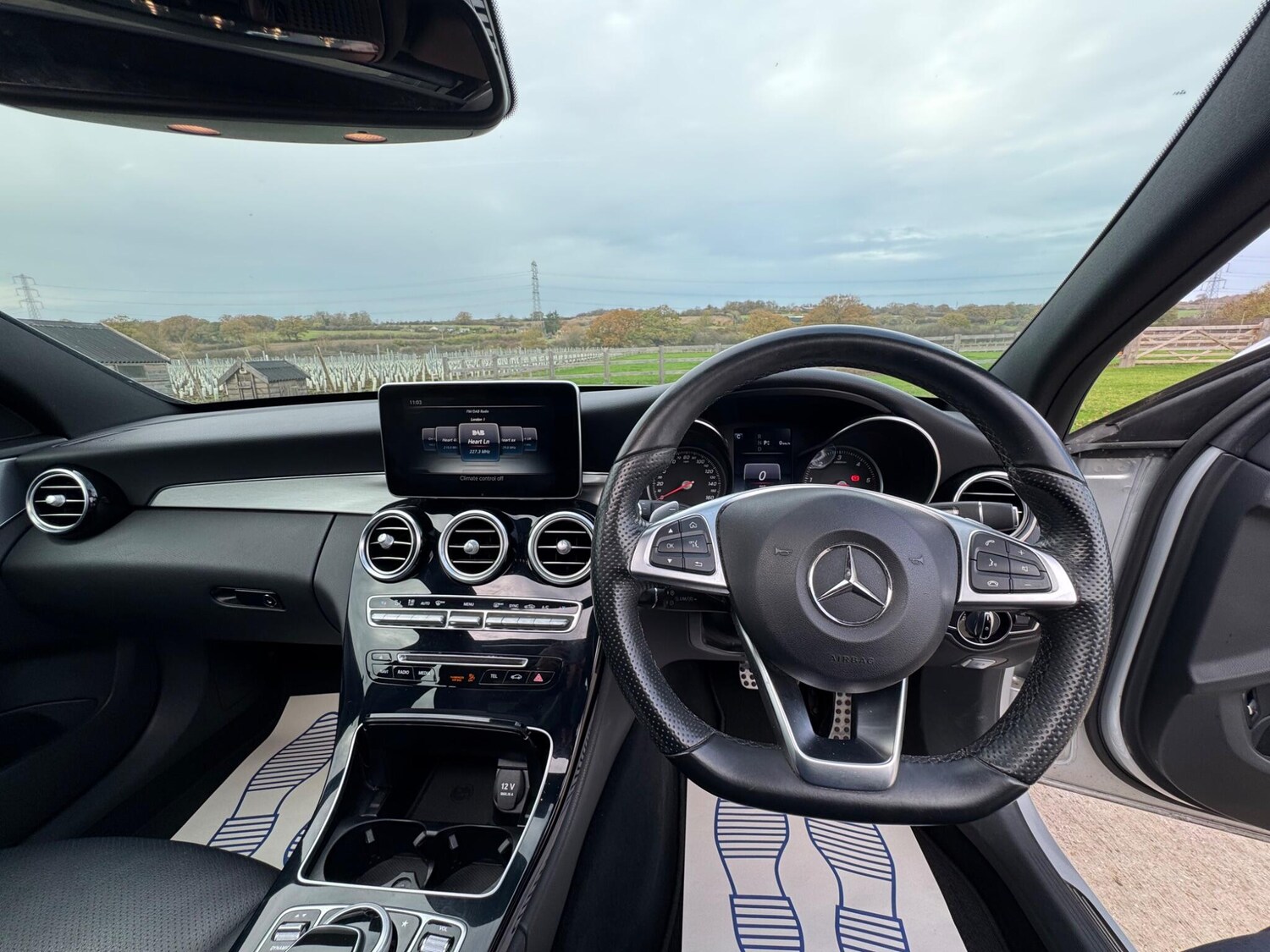 Used Mercedes-Benz C Class 2016 for sale - 76562138: Photo 31