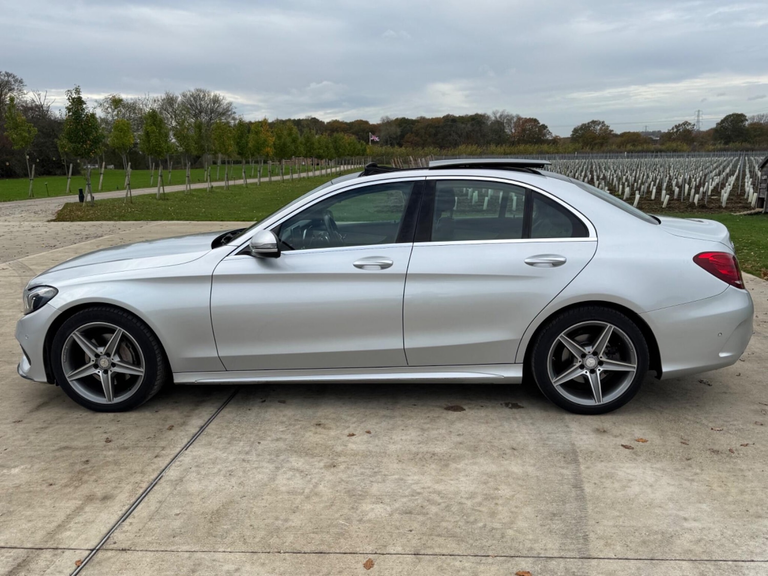 Used Mercedes-Benz C Class 2016 for sale - 76562138: Photo 4