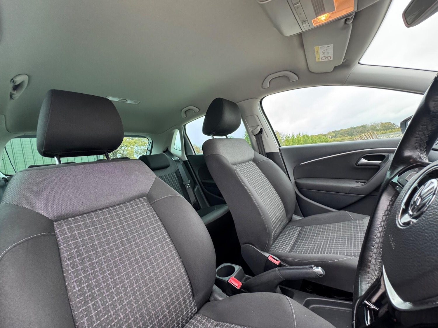 Used Volkswagen Polo 2017 for sale - 76425517: Photo 24