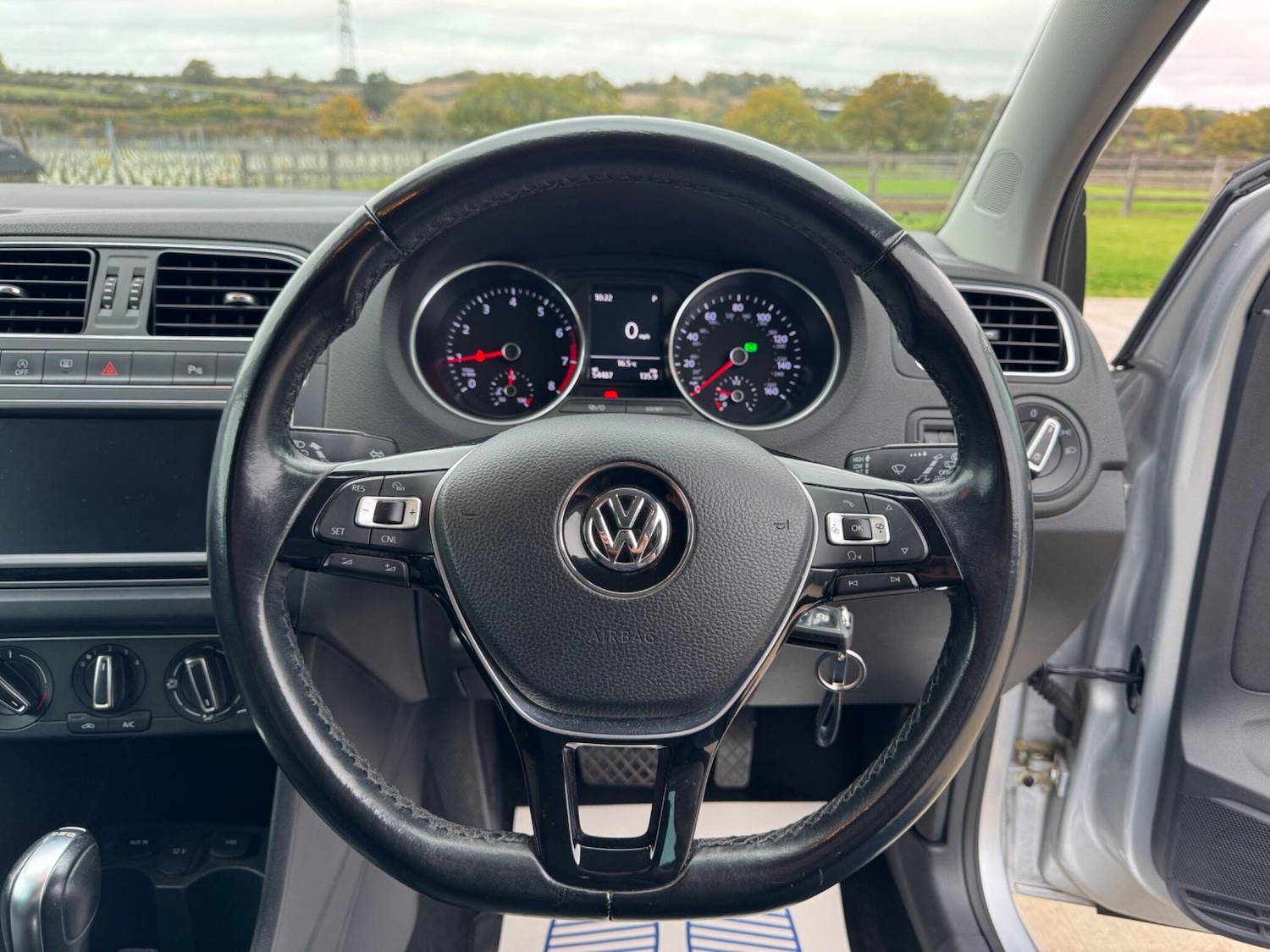 Used Volkswagen Polo 2017 for sale - 76425517: Photo 28