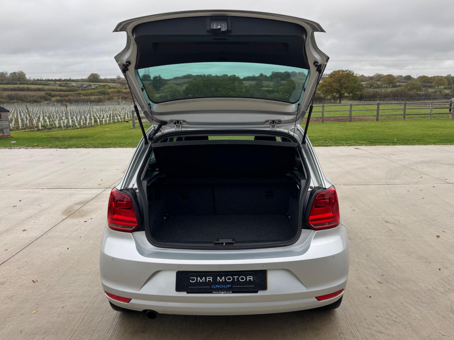 Used Volkswagen Polo 2017 for sale - 76425517: Photo 9