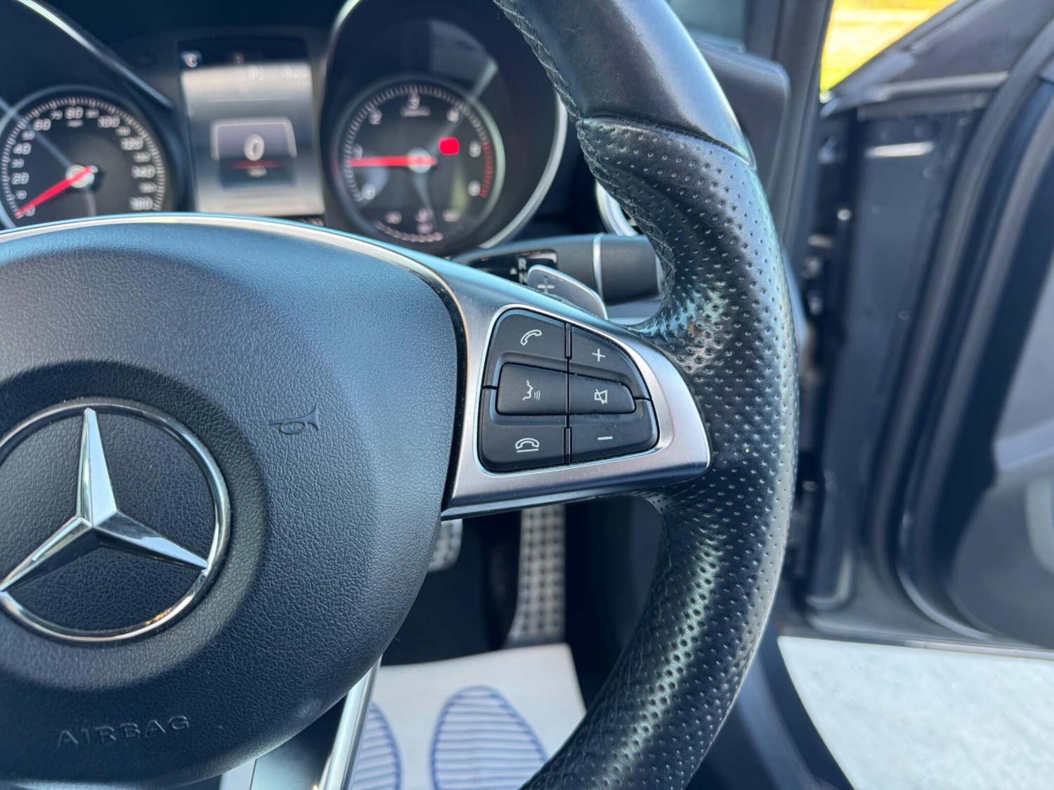 Used Mercedes-Benz C Class 2016 for sale - 76606939: Photo 32