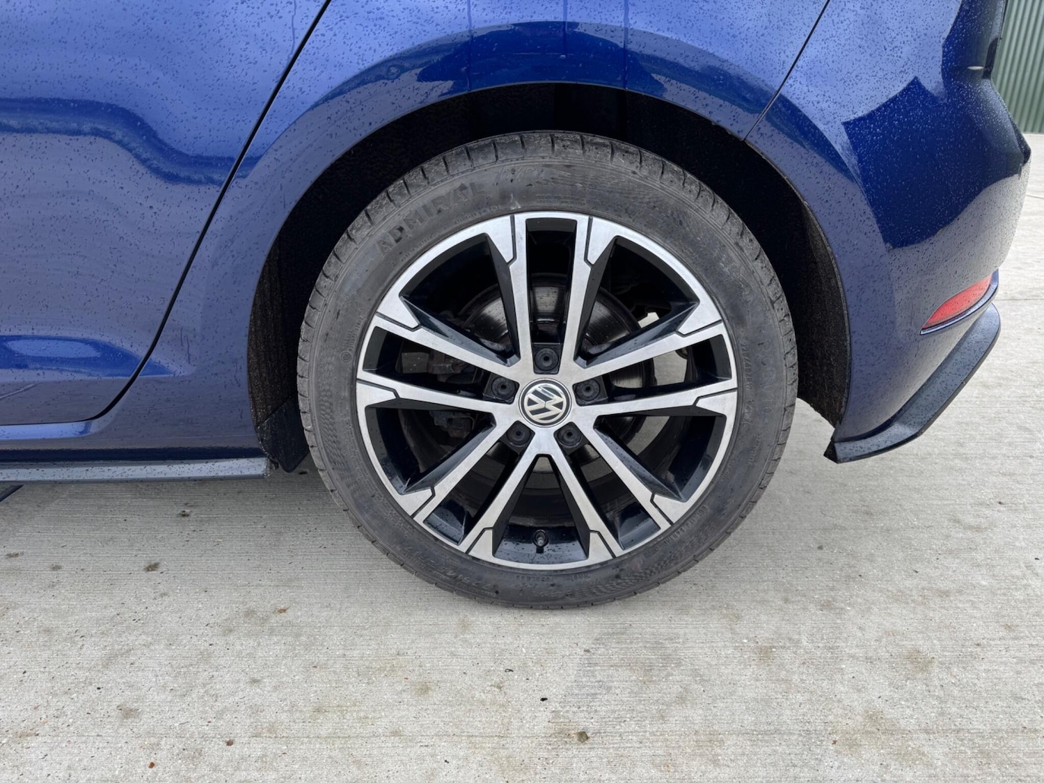 Used Volkswagen Golf 2017 for sale - 77633725: Photo 15