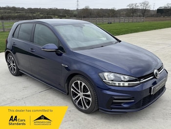 Used Volkswagen Golf 2017 for sale - 77633725: Photo