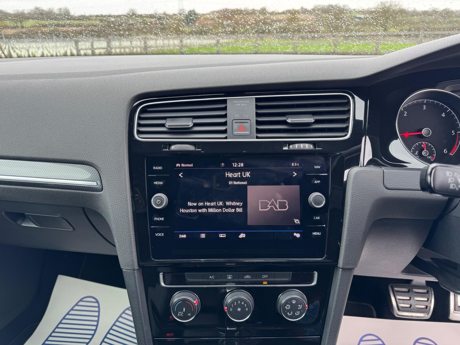 Used Volkswagen Golf 2017 for sale - 77633725: Photo 26