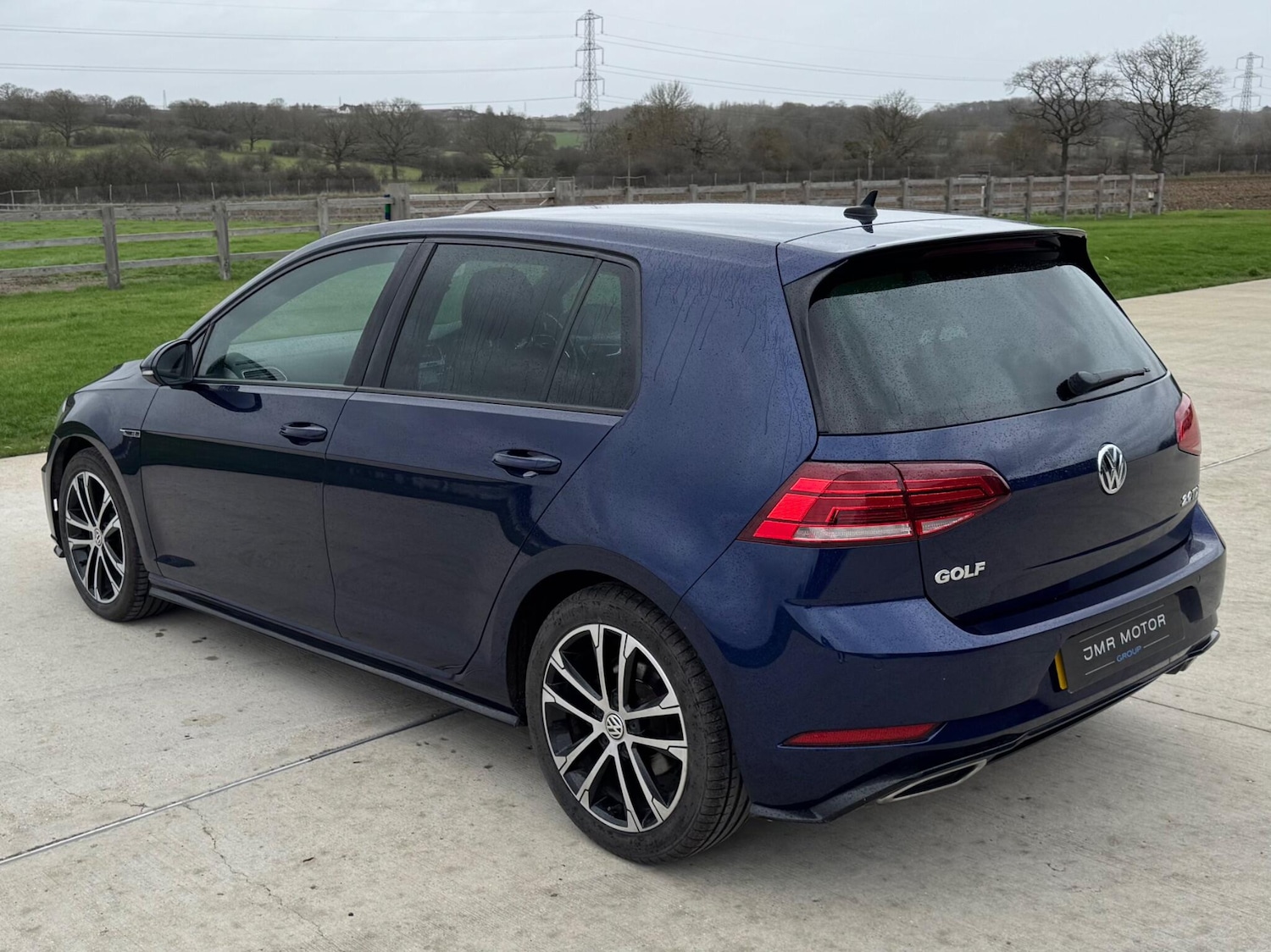 Used Volkswagen Golf 2017 for sale - 77633725: Photo 8