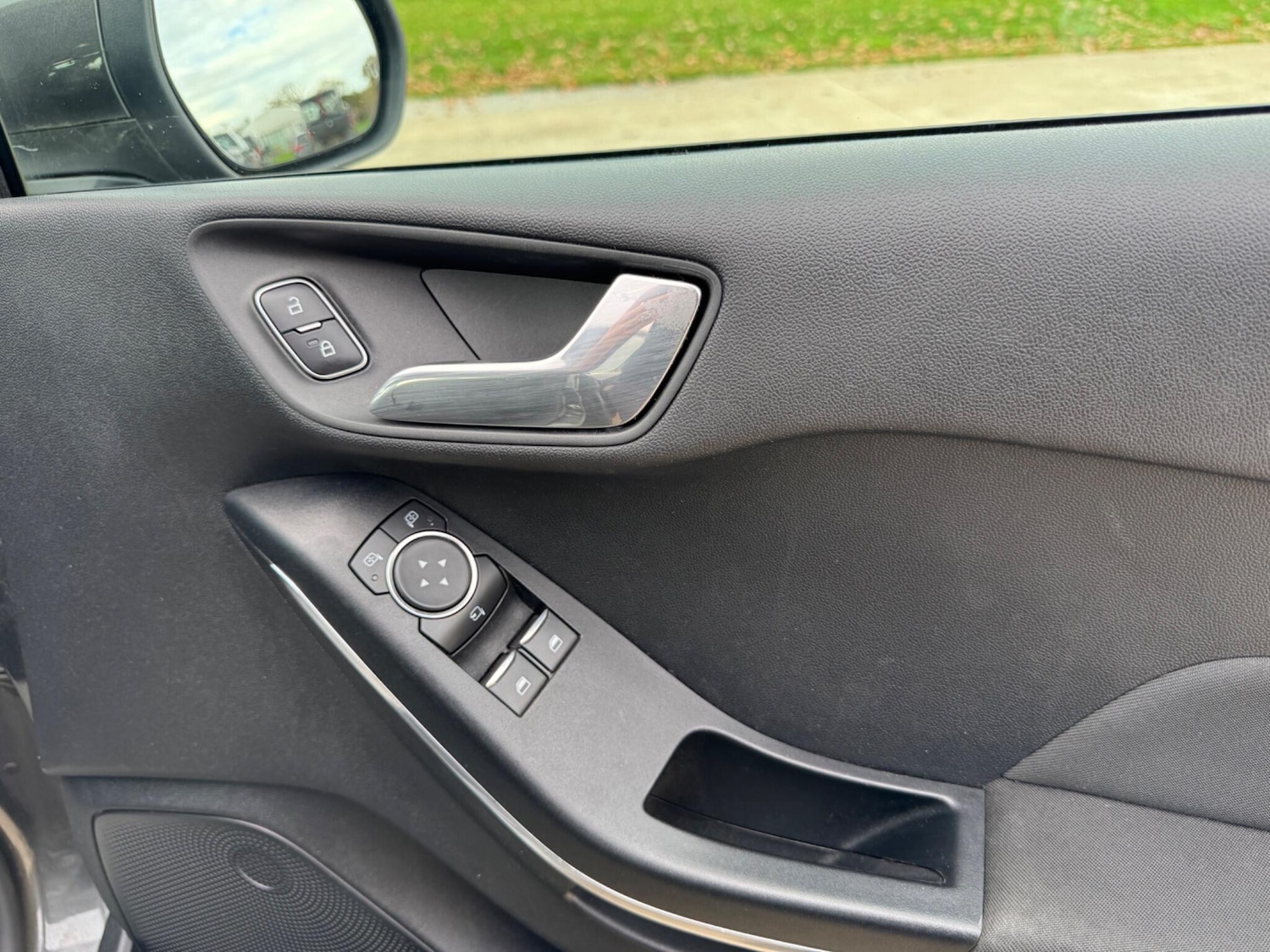 Used Ford Fiesta 2017 for sale - 76561127: Photo 19