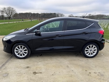 Used Ford Fiesta 2018 for sale - 76001495: Photo