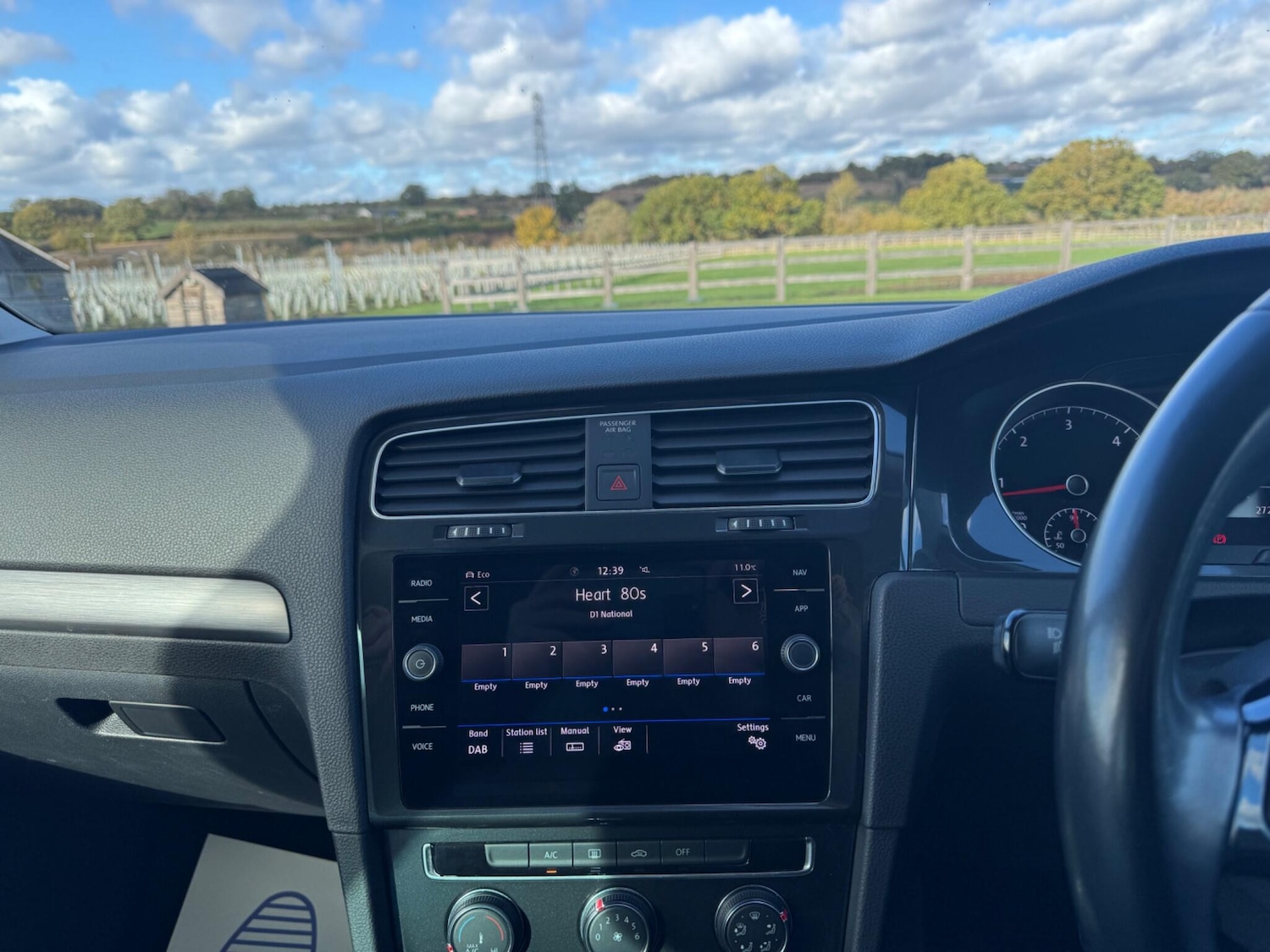 Used Volkswagen Golf 2019 for sale - 76370583: Photo 32