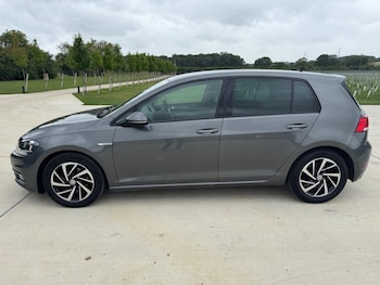 Used Volkswagen Golf 2019 for sale - 75478265: Photo