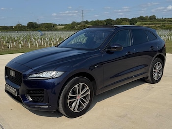 Used Jaguar F-Pace 2017 for sale - 75431041: Photo
