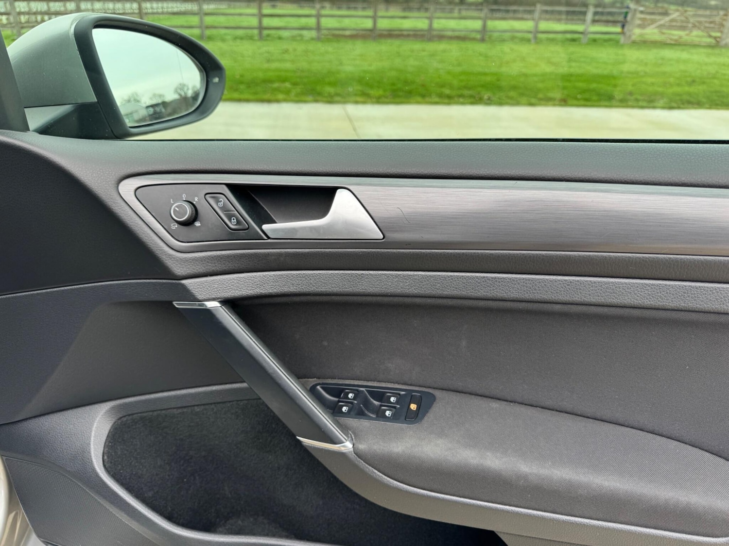 Used Volkswagen Golf 2017 for sale - 76975841: Photo 19