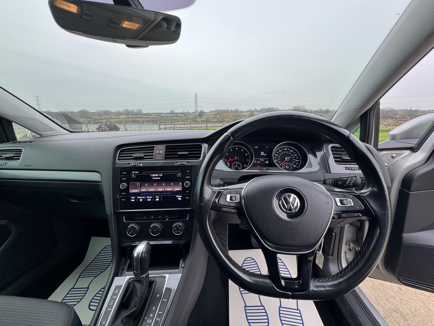 Used Volkswagen Golf 2017 for sale - 76975841: Photo 27