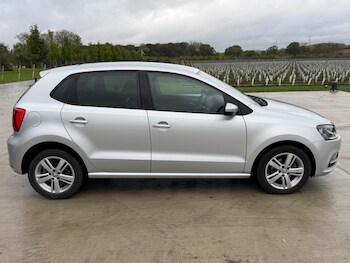 Used Volkswagen Polo 2016 for sale - 77440948: Photo