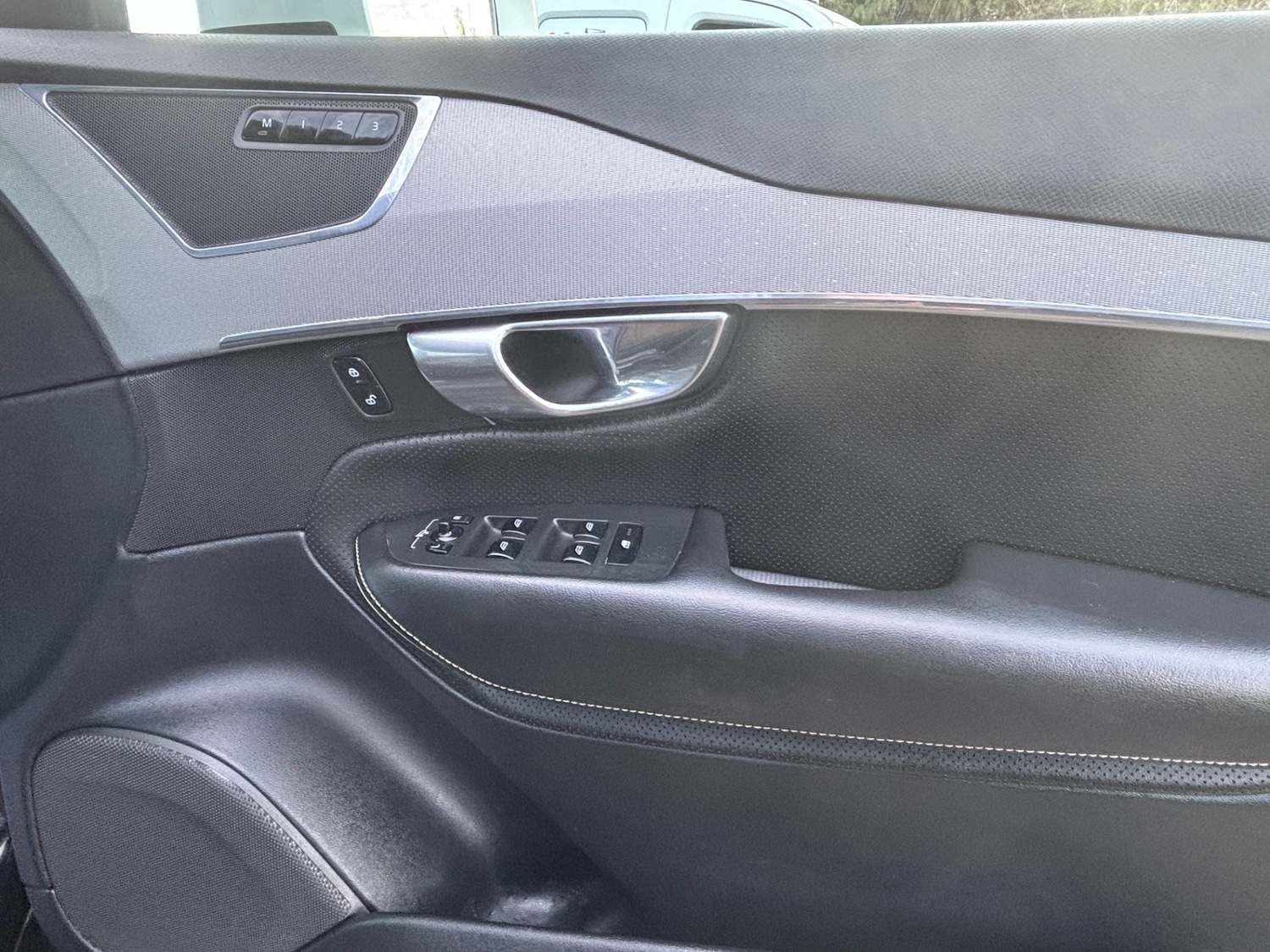 Used Volvo XC90 2016 for sale - 77729130: Photo 21