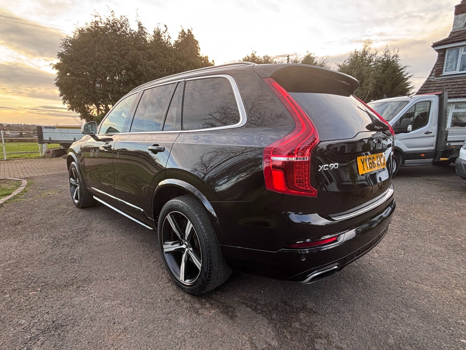 Used Volvo XC90 2016 for sale - 77729130: Photo 4